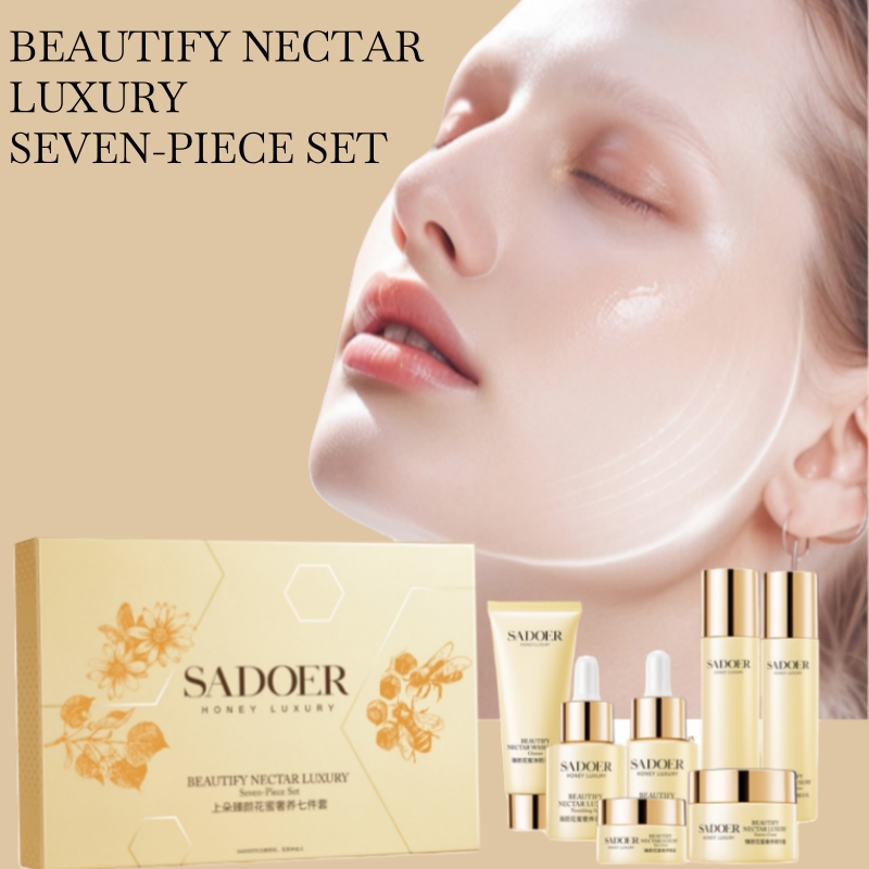 Luxury Skincare Serum - サドアー ジェンヤン フラワーネクター ラグジュアリースキンケア7点セット、ツボクサエキス、アロエベラエキス、ナイアシンアミド、その他成分配合。 セットには、洗顔料、エッセンスウォーター、エッセンスミルク、エッセンスセラム、エッセンスローション、エッセンスクリーム、アイクリームが含まれており、様々な保湿・栄養スキンケア成分が配合されており、潤いを与え、透明感のある、柔らかな仕上がりを与え、肌をしっとりと自然に整え、吸収しやすい状態にします。 母や友人へのギフトボックスとしても最適です。