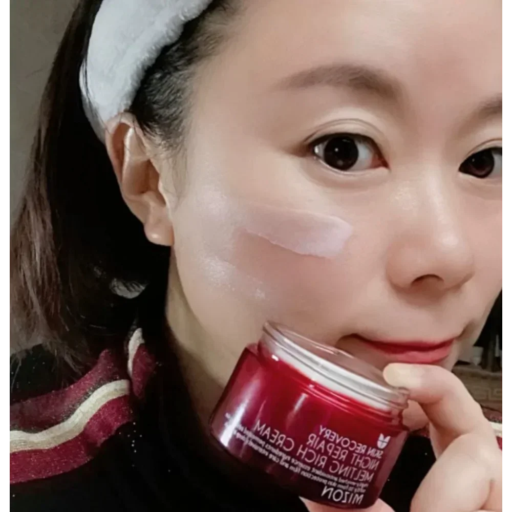 韓国 Mizon スキンリカバリーナイトリペアメルティングリ - Luxury Skincare Serum のレビューと価格